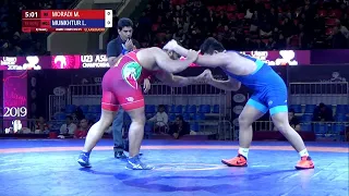 Round 3 FS - 125 kg: M. MORADI (IRI) v. L. MUNKHTUR (MGL)