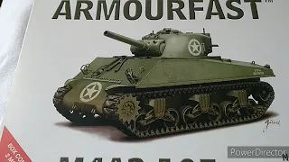 Armourfast M4 A3 105MM Sherman 1/72 Scale Plastic Kit Review.