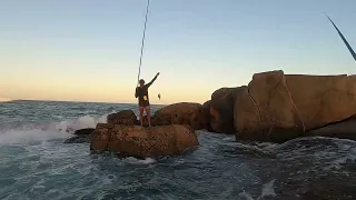 PESCARIA DE COSTÃO/PESCA DE CHICHARRO/PEIXE NA LINHA