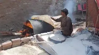 Pakistan's Biggest Rumali Roti |The World's Big and Thin Bread chapati Ever Seen |  Roti Making