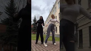 На кого смотрели?😍 @Krisstina_kiss #жигазажигалка #dance #russiandance #danceremix #танцы #тренды