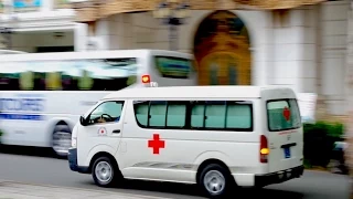 Ho Chi Minh City (Saigon) Ambulances Responding [Compilation]