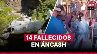 MINIVAN cae a ABISMO y deja 14 FALLECIDOS en ÁNCASH