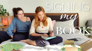 Signing My Book! (with dodie... kind of) | VEDISI 20