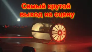 Милен Фармер. Самый крутой выход на сцену!