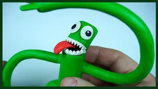 Лепим ГРИНА из Радужных Друзей из пластилина. Green Rainbow Friends. Роблокс.