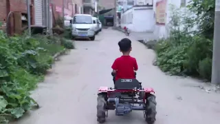 Hand-made mini tractor