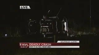Rollover crash on SH 71 near ABIA kills one