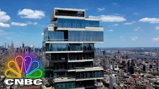 LOOK INSIDE A JENGA PENTHOUSE THAT GOES FOR $123,000 A MONTH | Secret Lives Of The Super Rich