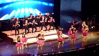 Glee Live- Vocal Adrenaline "Rehab"