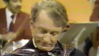 Myron Floren on accordion with The William Tell Overture (1977)