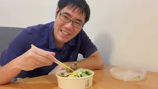 Eating $3 Take Out Chinese Food in Taiwan