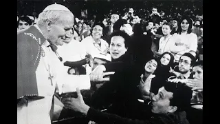 En un momento difícil para Colombia, Juan Pablo II llegó con su mensaje