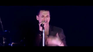 Depeche Mode - Wrong - traducere romana - LIVE Barcelona 2009