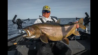 Jigging lake trout on isolated Lake Superior Structure