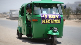 Presentan innovador mototaxi eléctrico en parque industrial de Villa El Salvador