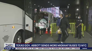 Texas Gov. Abbott sends more migrant buses to NYC | FOX 13 Seattle
