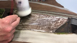 Building A OO Gauge Model Railway: Scenic Developments