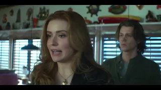 Nancy Drew being boy crazy [Nancy Drew 2x10]