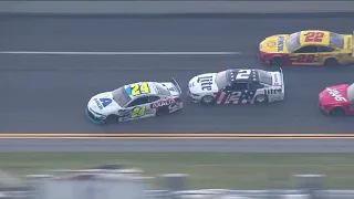 Bryon makes huge save after contact from Keselowski