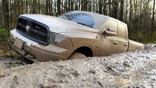 Dodge RAM 1500 5.7 Hemi [MUD OFF Road]