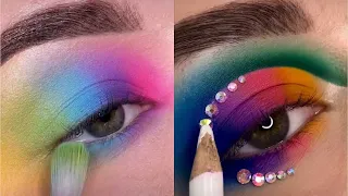 8 Colourful And Creative Makeup Tutorials