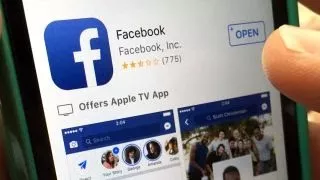 Facebook beats earnings expectations