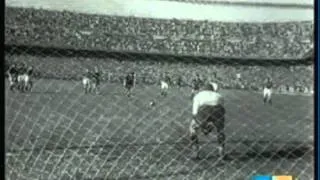 1949 (March 27) Spain 1-Italy 3 (Friendly).mpg