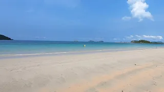 Жизнь продолжается. Пляж Танцующей Девушки март 2022 год. Nang  Rong beach.