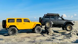 Eachine FMS Toyota Land Cruiser LC80 and Eazyrc Jeep Rubicon 1:18 - Beach Tour Netherlands 🇳🇱