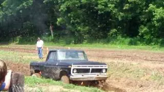 1977 Ford truck at the Scottown mud bogg