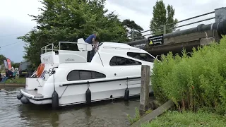 A sociable start followed by bridge mania! #boating #river #boat #boatingseason #norfolkbroads #4k