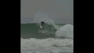 Epic Rincon in the rain 12 - 27 - 22 surfer: Tom Rezvan @rezzy76 📹 @evo_n8