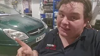 Princess the green Citroen C5 Gets a new timing belt