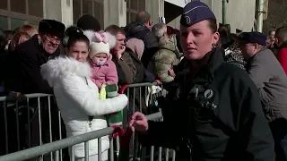 Ukrainian refugees queue to register in Brussels