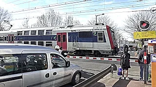 TGV et RER C au passage à niveau d'Antony - PN n°9 (2)