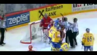 Russia vs. Sweden 7-3 Spearing on Johan Franzén