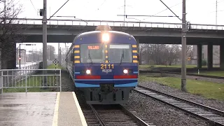 Электропоезд ЭР2-1027/1032 на о.п. Китсекюла / ER2-1027/1032 EMU at Kitseküla stop