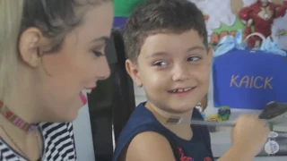 TROLANDO MEU FILHO COM MATERIAL ESCOLAR COMESTIVEL | Kathy Castricini