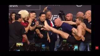 Конор МакГрегор и Хабиб Нурмагомедов на Церемонии Битва Взглядов UFC 229 Взвешивания UFC 229