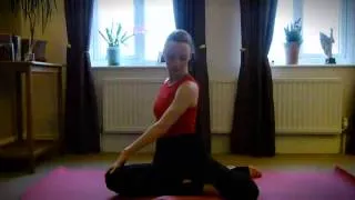 Lucyogini - A short 10 minute morning yoga practice