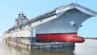 USA bauen ein neues, riesiges, $3 Milliarden teures amphibisches Trägerschiff