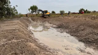 REFAZENDO BEBEDOURO 🐂 Escavadeira hidráulica op iago