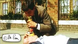 Mr Bean SAVES A LIFE | Mr Bean Funny Clips | Mr Bean Official