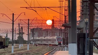 Xırdalan Sürət Qatarı Gün Batımı | Khirdalan Railway Sunset