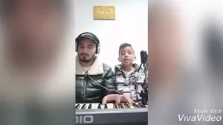 آدم بلنقدم يغني اغنية كذابة لفيصل صغير 🇲🇦🎤 روعة