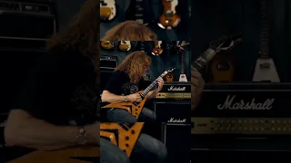 Dave Mustaine playing Holy wars at guitar center