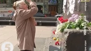 Молитва "святому Леніну" або комунізм головного мозку