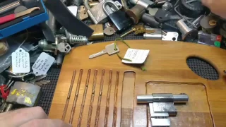 (340) Abus (5-pin)  "Funky" spp'd & gutted (Pin by Potti314)(sent from Bobby Keyz)