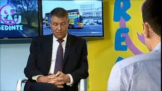 VIDEO ŞOCANT! De ce nu au şi ceilalţi profesori 6 case, domnule Iohannis? Iohannis: au avut GHINION!